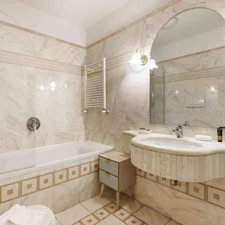 Borgo Albizi Penthouse - 360 Terrace View Апартаменты Флоренция