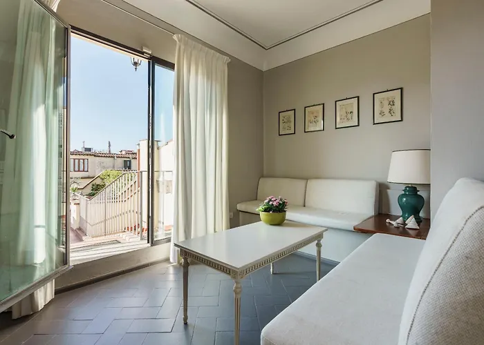 Apartament Borgo Albizi Penthouse - 360 Terrace View Florencja
